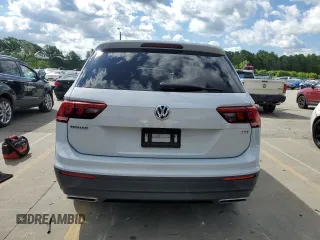 2018 Volkswagen Tiguan S с VIN 3VV1B7AX5JM062805, выставлен на аукционе Copart как лот 57927875 с пробегом 88 774 миль миль и Списание • Salvage title. История ставок и продаж доступна на DreamBid. Изображение 6.