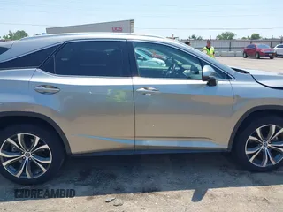 2021 Lexus RX 350 с VIN 2T2HZMAA6MC196394, выставлен на аукционе IAAI как лот 42433245 с пробегом 52 404 миль миль и . История ставок и продаж доступна на DreamBid. Изображение 13.