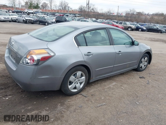 2007 Nissan Altima 2.5 S with VIN 1N4AL21E27C139837, listed as a IAAI auction lot 41856658 with 172,861 mi miles. Bid and sale history available at carsss.com. Image 4.