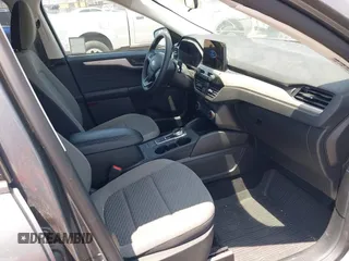 2022 Ford Escape SE с VIN 1FMCU0G64NUB41242, выставлен на аукционе IAAI как лот 42370341 с пробегом 59 360 миль миль и . История ставок и продаж доступна на DreamBid. Изображение 5.