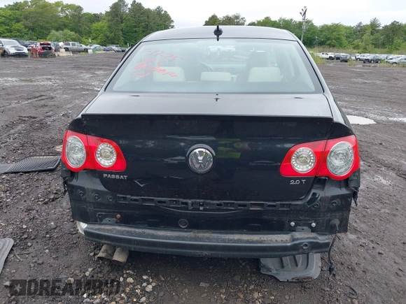 2010 Volkswagen Passat Komfort with VIN WVWJM7AN6AE154387, listed as a IAAI auction lot 42371628 with 145,054 mi miles and . Bid and sale history available at DreamBid. Image 16.