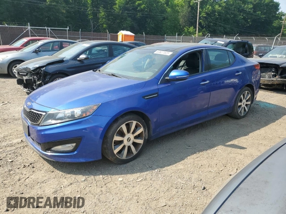 2013 Kia Optima SX z VIN 5XXGR4A68DG090873, wystawiony jako Copart lot #60827825 z przebiegiem Nie podano mil oraz Szkoda całkowita • Salvage title. Historia ofert i sprzedaży dostępna na DreamBid. Obrazek 1.