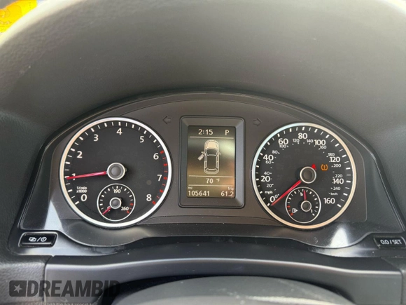2016 Volkswagen Tiguan S with VIN WVGBV7AX1GW001756, listed as a Copart auction lot 53538165 with 105,641 mi miles and Clean Title. Bid and sale history available at DreamBid. Image 8.