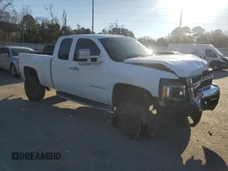 2008 Chevrolet Silverado 1500 LT w/1LT with VIN 1GCEC19J58Z164074, listed as a Copart auction lot 45688945 with 352,912 mi miles and Salvage Title. Bid and sale history available at carsss.com. Image 4.
