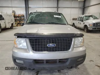 2005 Ford Expedition Special Service with VIN 1FMPU16555LA44783, listed as a Copart auction lot 87174384 with 277,798 mi miles and Salvage Title. Bid and sale history available at carsss.com. Image 5.