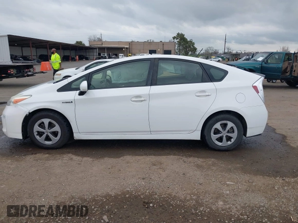 2015 Toyota Prius Four with VIN JTDKN3DU7F1918579, listed as a IAAI auction lot 41736025 with 129,880 mi miles. Bid and sale history available at carsss.com. Image 14.