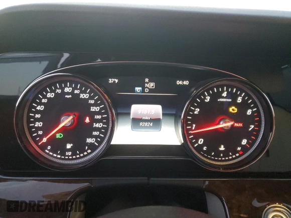 2017 Mercedes-Benz E-Class E 400 Luxury with VIN WDDZH6GB4HA197826, listed as a Copart auction lot 82554174 with 92,824 mi miles and Salvage Title. Bid and sale history available at carsss.com. Image 9.