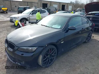 2009 BMW 3 Series 328i xDrive with VIN WBAWV53519P080409, listed as a IAAI auction lot 42003841 with 120,589 mi miles and . Bid and sale history available at carsss.com. Image 6.