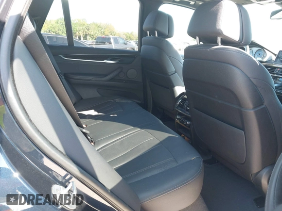 2017 BMW X5 xDrive50i z VIN 5UXKR6C32H0U13751, wystawiony jako IAAI lot #41834968 z przebiegiem 112 155 mil mil oraz . Historia ofert i sprzedaży dostępna na DreamBid. Obrazek 8.
