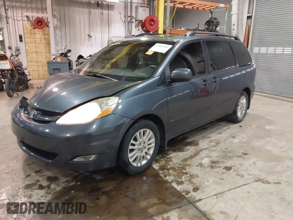 2010 Toyota Sienna XLE with VIN 5TDYK4CC2AS309994, listed as a IAAI auction lot 41487495 with 0 mi miles. Bid and sale history available at carsss.com. Image 2.