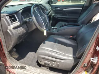 2017 Toyota Highlander XLE с VIN 5TDJZRFH0HS440367, выставлен на аукционе Copart как лот 61135715 с пробегом 125 959 миль миль и Списание • Salvage title. История ставок и продаж доступна на DreamBid. Изображение 7.
