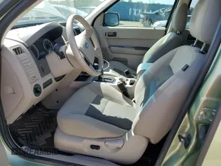2008 Ford Escape Hybrid z VIN 1FMCU59HX8KA60628, wystawiony jako Copart lot #52756555 z przebiegiem 166 214 mil mil oraz Czysty tytuł • Clean title. Historia ofert i sprzedaży dostępna na DreamBid. Obrazek 7.