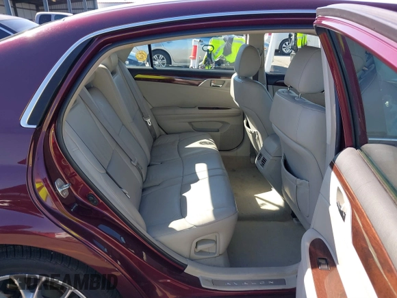 2008 Toyota Avalon XL with VIN 4T1BK36B88U302729, listed as a IAAI auction lot 41660925 with 172,565 mi miles and . Bid and sale history available at DreamBid. Image 8.