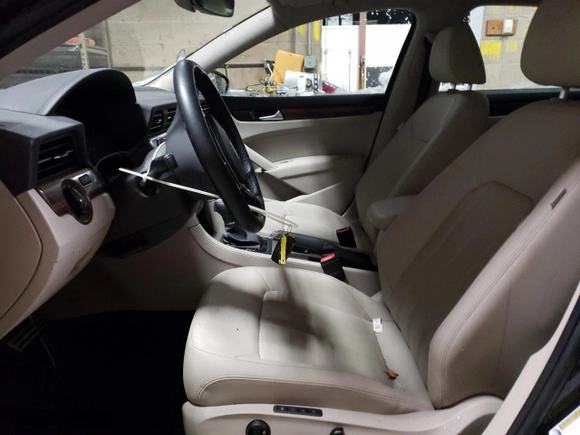 2020 Volkswagen Passat 2.0T SEL with VIN 1VWCA7A34LC016228, listed as a Copart auction lot 70367402 with 16,419 mi miles. Bid and sale history available at carsss.com. Image 7.