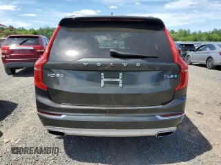 2018 Volvo XC90 Inscription z VIN YV4A22PLXJ1199898, wystawiony jako Copart lot #56306165 z przebiegiem 85 936 mil mil oraz Szkoda całkowita • Salvage title. Historia ofert i sprzedaży dostępna na DreamBid. Obrazek 6.