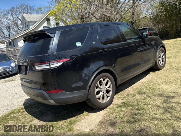 2017 Land Rover Discovery SE with VIN SALRGBBV6HA028892, listed as a Copart auction lot 55184975 with 89,115 mi miles and Clean Title. Bid and sale history available at DreamBid. Image 4.