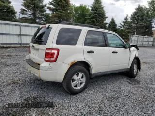 2012 Ford Escape XLT with VIN 1FMCU9D76CKB47442, listed as a Copart auction lot 64476705 with 197,895 mi miles and Salvage title. Bid and sale history available at DreamBid. Image 3.