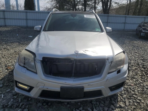 2012 Mercedes-Benz GLK-Class GLK 350 with VIN WDCGG8HB7CF865140, listed as a Copart auction lot 48900605 with 134,211 mi miles and Salvage Title. Bid and sale history available at carsss.com. Image 5.