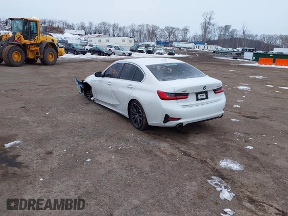2021 BMW 3 Series 330i xDrive with VIN WBA5R7C05MFL03288, listed as a IAAI auction lot 41492559 with 47,170 mi miles and . Bid and sale history available at DreamBid. Image 3.