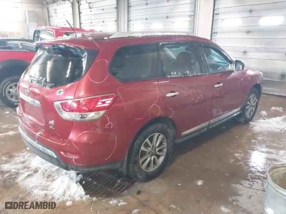 2014 Nissan Pathfinder S with VIN 5N1AR2MM4EC630270, listed as a IAAI auction lot 41718187 with 110,360 mi miles. Bid and sale history available at carsss.com. Image 4.
