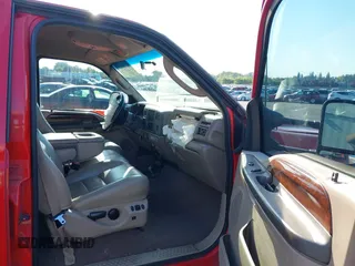 2003 Ford F-350 XL z VIN 1FTSW31P13EC48690, wystawiony jako IAAI lot #42100194 z przebiegiem Nie podano mil oraz . Historia ofert i sprzedaży dostępna na DreamBid. Obrazek 5.
