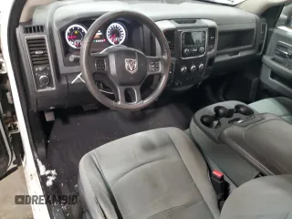 2013 Ram 1500 Tradesman z VIN 3C6JR6DG3DG532890, wystawiony jako Copart lot #45042935 z przebiegiem 236 069 mil mil oraz Nie do naprawy • Non repairable. Historia ofert i sprzedaży dostępna na DreamBid. Obrazek 8.