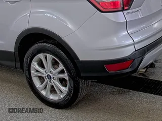 2018 Ford Escape SEL with VIN 1FMCU0HD2JUC41301, listed as a IAAI auction lot 42190761 with 106,543 mi miles and . Bid and sale history available at carsss.com. Image 21.