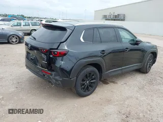 2025 Mazda CX-50 S Preferred z VIN 7MMVABBM7SN341657, wystawiony jako IAAI lot #42148357 z przebiegiem 2 861 mil mil oraz . Historia ofert i sprzedaży dostępna na DreamBid. Obrazek 4.
