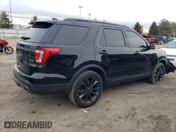 2017 Ford Explorer XLT with VIN 1FM5K8D85HGA83650, listed as a Copart auction lot 45847155 with 103,618 mi miles and Salvage Title. Bid and sale history available at DreamBid. Image 3.