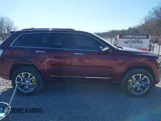 2017 Jeep Grand Cherokee Overland with VIN 1C4RJFCG8HC608729, listed as a IAAI auction lot 41401531 with 163,833 mi miles. Bid and sale history available at carsss.com. Image 13.
