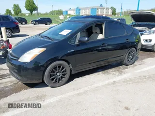 2008 Toyota Prius with VIN JTDKB20UX83400739, listed as a IAAI auction lot 42034334 with 293,428 mi miles. Bid and sale history available at carsss.com. Image 2.