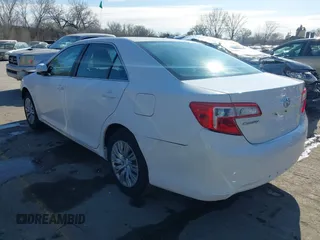 2012 Toyota Camry L with VIN 4T1BF1FK4CU585244, listed as a IAAI auction lot 41888327 with 124,138 mi miles. Bid and sale history available at carsss.com. Image 3.