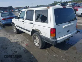 2000 Jeep Cherokee с VIN 1J4FT48SXYL106040, выставлен на аукционе IAAI как лот 42210224 с пробегом 187 612 миль миль и . История ставок и продаж доступна на DreamBid. Изображение 3.