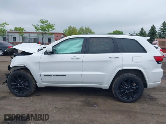 2018 Jeep Grand Cherokee Altitude with VIN 1C4RJFAG1JC202820, listed as a IAAI auction lot 42257958 with 86,117 mi miles and . Bid and sale history available at DreamBid. Image 14.