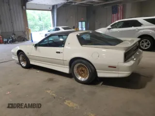 1989 Pontiac Firebird z VIN 1G2FW2180KL256119, wystawiony jako Copart lot #56474875 z przebiegiem 81 176 mil mil oraz Szkoda całkowita • Salvage title. Historia ofert i sprzedaży dostępna na DreamBid. Obrazek 2.