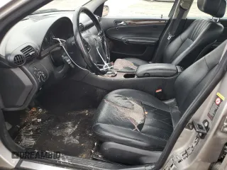 2006 Mercedes-Benz C 280 Luxury with VIN WDBRF54H06F741868, listed as a Copart auction lot 80679604 with 248,120 mi miles and Salvage Title. Bid and sale history available at DreamBid. Image 7.