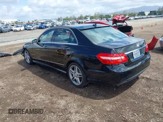 2011 Mercedes-Benz E-Class E 350 Luxury with VIN WDDHF5GB2BA356992, listed as a IAAI auction lot 41928058 with 125,525 mi miles. Bid and sale history available at carsss.com. Image 3.