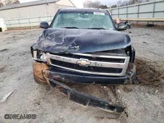 2008 Chevrolet Silverado 1500 LTZ with VIN 2GCEK133081227412, listed as a Copart auction lot 89009515 with 217,492 mi miles and Salvage Title. Bid and sale history available at carsss.com. Image 5.