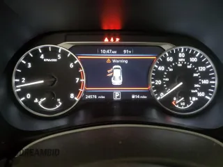 2021 Nissan Sentra SR z VIN 3N1AB8DV7MY327125, wystawiony jako Copart lot #59813715 z przebiegiem 24 576 mil mil oraz Szkoda całkowita • Salvage title. Historia ofert i sprzedaży dostępna na DreamBid. Obrazek 9.