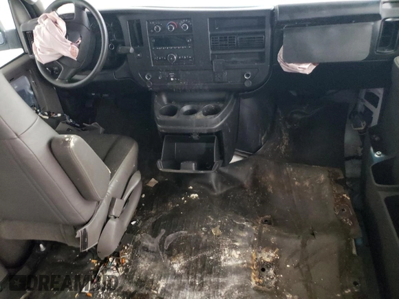 2022 Chevrolet Express Cargo with VIN 1GCWGAFP4N1222428, listed as a Copart auction lot 63829195 with 30,685 mi miles and Clean title. Bid and sale history available at DreamBid. Image 8.
