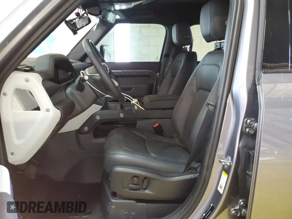 2024 Land Rover Defender S with VIN SALEJ7EX4R2285474, listed as a Copart auction lot 61129385 with 18,343 mi miles and Clean title. Bid and sale history available at DreamBid. Image 7.