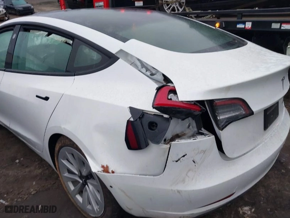2022 Tesla Model 3 Long Range with VIN 5YJ3E1EB4NF309722, listed as a IAAI auction lot 41188473 with NaN miles. Bid and sale history available at carsss.com. Image 20.