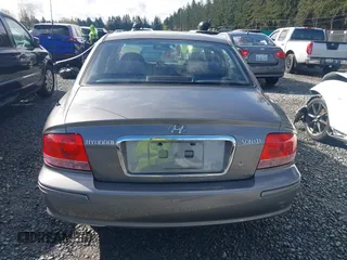 2004 Hyundai Sonata with VIN KMHWF25SX4A963868, listed as a IAAI auction lot 41973317 with 191,843 mi miles. Bid and sale history available at carsss.com. Image 16.