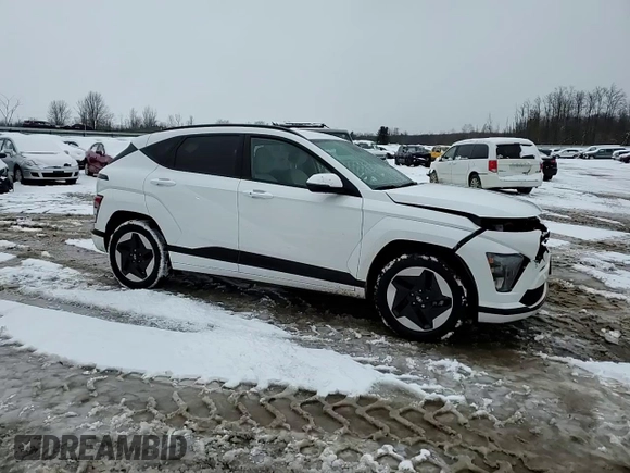 2024 Hyundai Kona SEL with VIN KM8HC3A63RU005581, listed as a Copart auction lot 82802834 with 9,898 mi miles and Salvage Title. Bid and sale history available at DreamBid. Image 14.