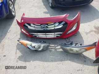 2013 Hyundai Elantra с VIN KMHD35LE5DU141296, выставлен на аукционе IAAI как лот 42531078 с пробегом 273 361 миль миль и . История ставок и продаж доступна на DreamBid. Изображение 12.