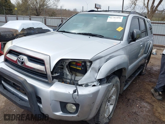2007 Toyota 4Runner SR5 with VIN JTEZU14R378067211, listed as a IAAI auction lot 41781896 with 237,509 mi miles and . Bid and sale history available at DreamBid. Image 2.