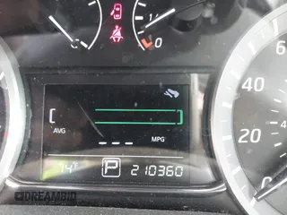 2015 Nissan Sentra SR with VIN 3N1AB7AP7FY283727, listed as a IAAI auction lot 42169723 with 210,360 mi miles and . Bid and sale history available at DreamBid. Image 7.