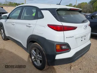 2020 Hyundai Kona SE with VIN KM8K12AA0LU433240, listed as a IAAI auction lot 41944156 with 31,375 mi miles. Bid and sale history available at carsss.com. Image 3.