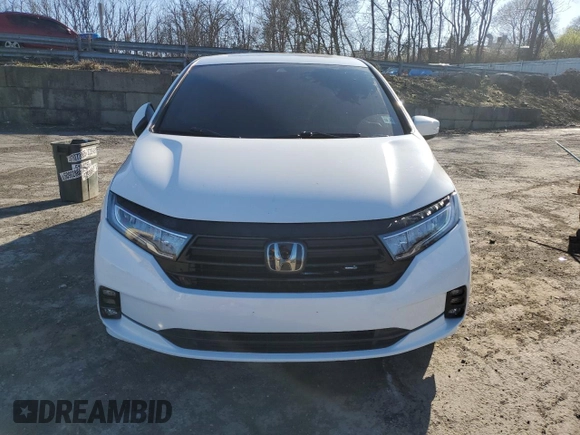 2021 Honda Odyssey EX-L with VIN 5FNRL6H78MB019258, listed as a Copart auction lot 52496285 with 33,734 mi miles and Salvage Title. Bid and sale history available at DreamBid. Image 5.