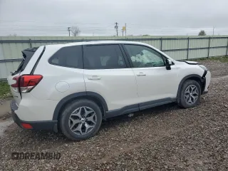 2024 Subaru Forester Premium z VIN JF2SKACC0RH497985, wystawiony jako Copart lot #55878105 z przebiegiem 11 503 mil mil oraz Szkoda całkowita • Salvage title. Historia ofert i sprzedaży dostępna na DreamBid. Obrazek 3.